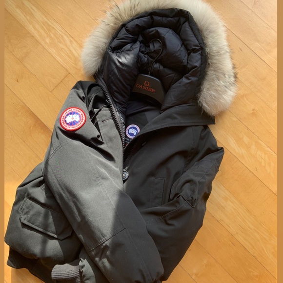 SOLD. Women’s Bomber Canada Goose - Picture 2 of 3